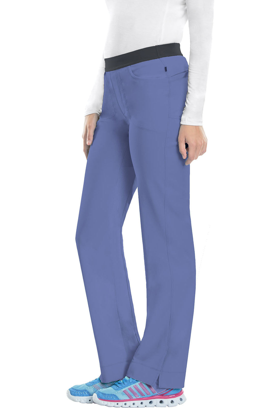 Slim Pull-On Pant