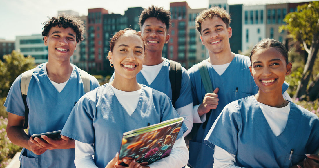 How to Choose the Right Medical Scrubs